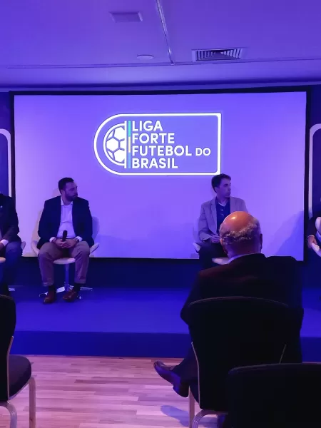 Reunião dos clubes da Liga Forte Futebol, em São Paulo