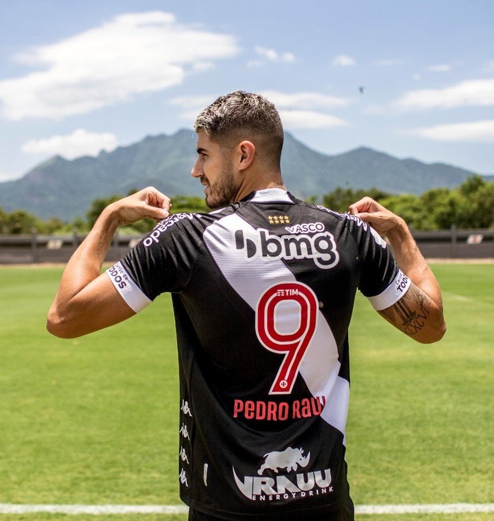 Pedro Raul será o camisa 9 do Vasco na temporada 2023